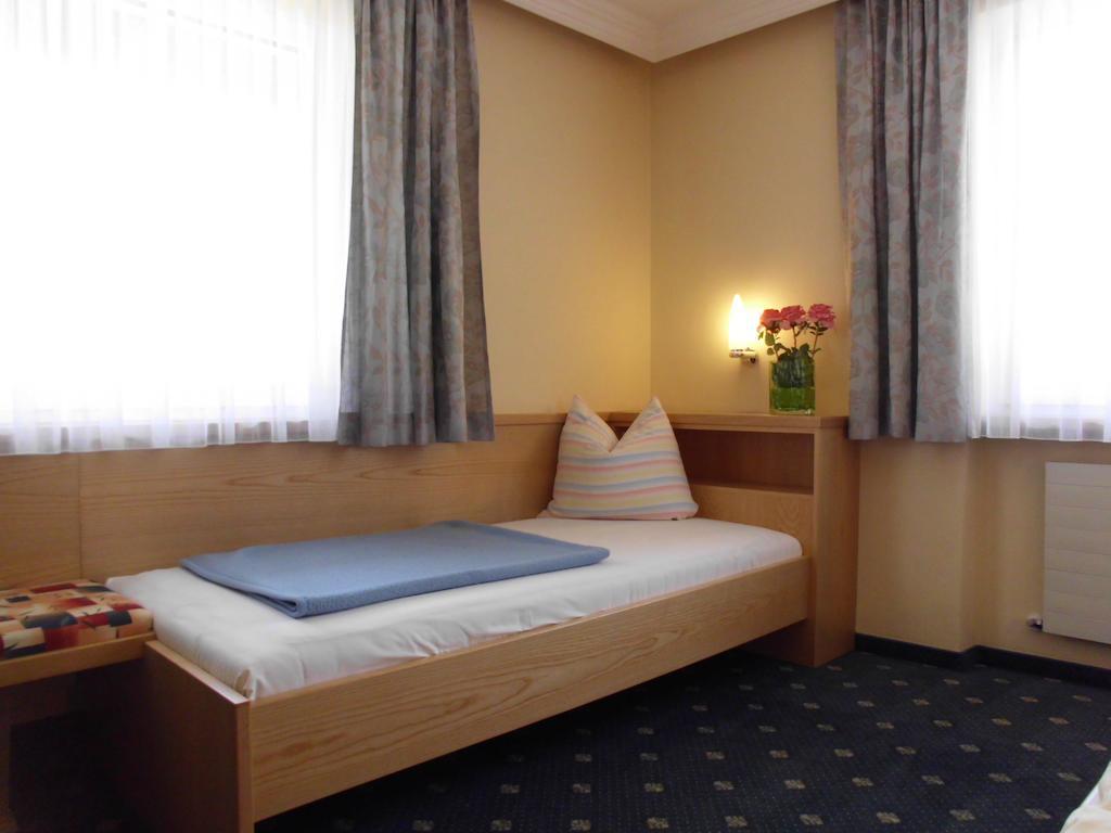 Ferienwohnungen Rahm Mayrhofen Room photo